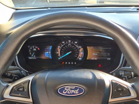 Used 2020 Ford Fusion SE AWD/4WD image 22