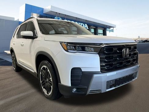 New 2026 Honda Pilot Touring image 1