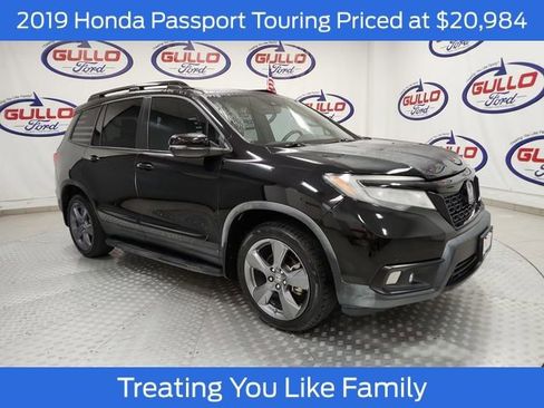 Used 2019 Honda Passport Touring image 1