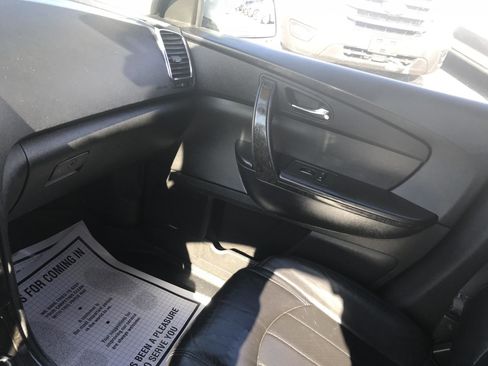 Used 2012 GMC Acadia Denali image 19