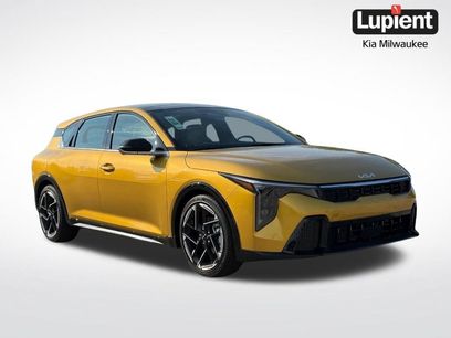 New 2026 Kia K4 EX w/ GT-Line Premium Package