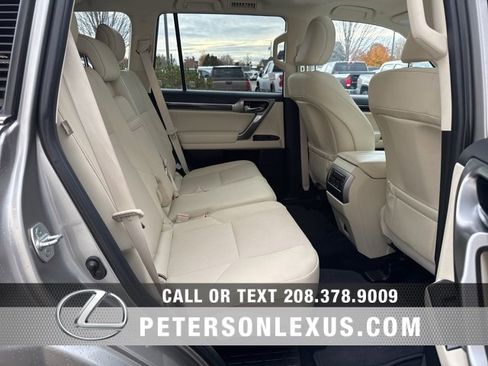 Used 2023 Lexus GX 460 Premium image 19