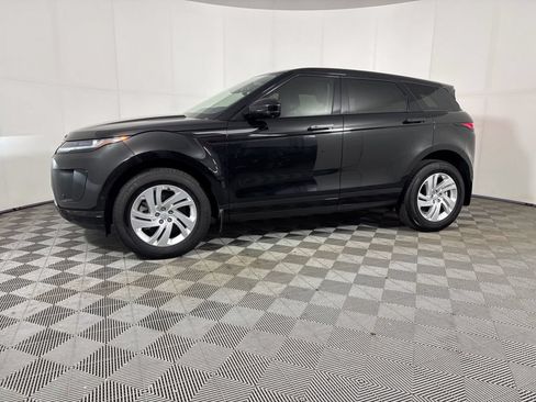 Used 2025 Land Rover Range Rover Evoque S AWD/4WD image 2