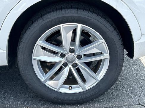 Used 2017 Audi Q3 2.0T Premium FWD image 11
