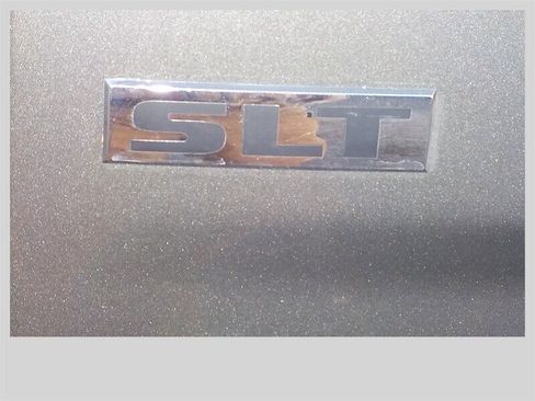 Used 2011 RAM 2500 SLT image 36