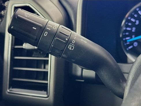 Used 2018 Ford Expedition Max XLT w/ Equipment Group 202A image 12