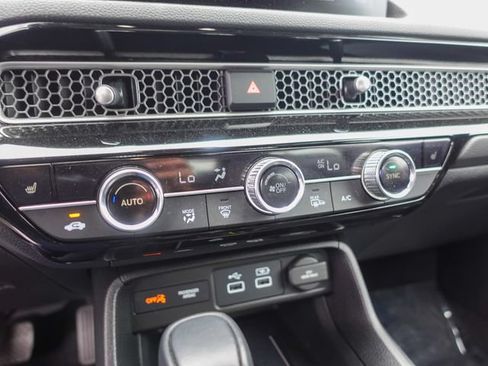Used 2024 Honda Civic Touring image 19