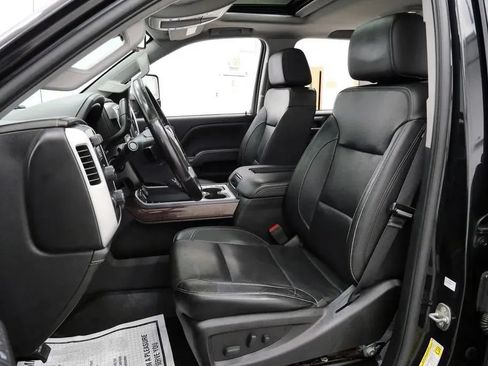 Used 2019 GMC Sierra 2500 SLT w/ Driver Alert Package AWD/4WD image 11