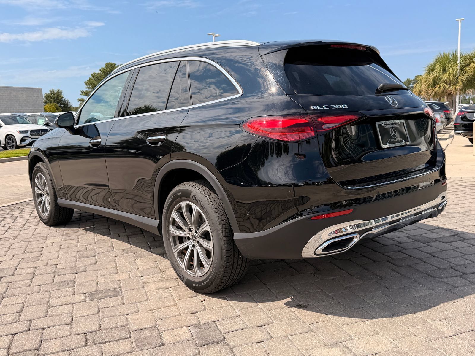 Used 2025 Mercedes-Benz GLC 300 image 10