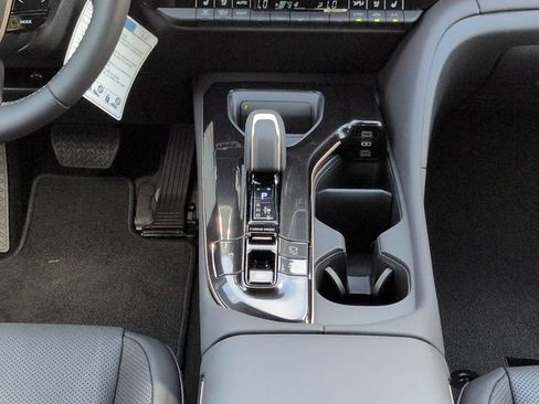 New 2026 Toyota Crown AWD/4WD image 18