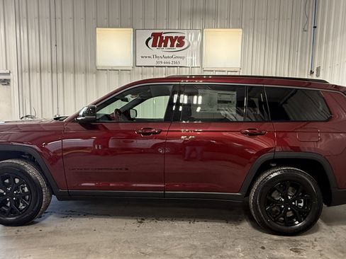 New 2026 Jeep Grand Cherokee L 4WD image 16