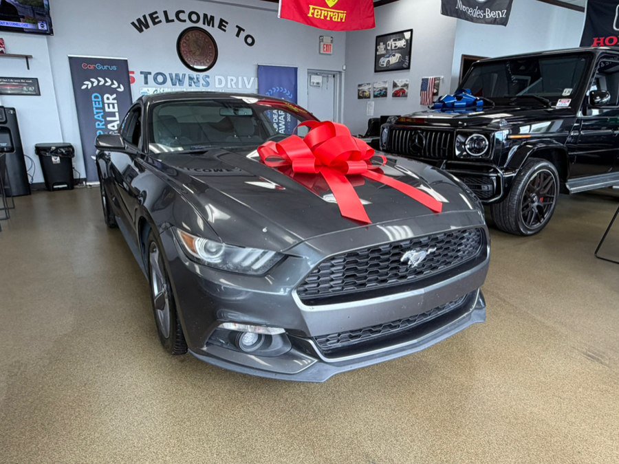 Used 2017 Ford Mustang Coupe RWD image 5