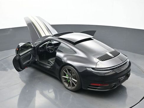 Certified 2024 Porsche 911 Carrera T RWD image 25