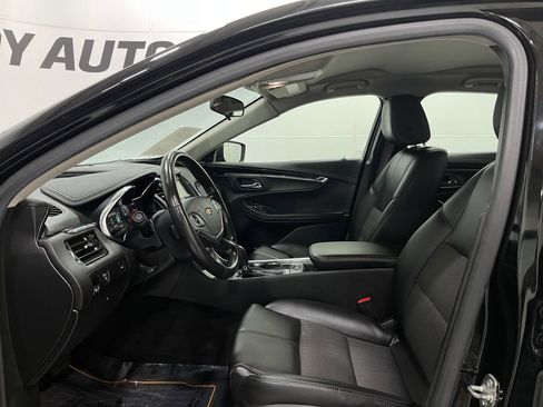 Used 2016 Chevrolet Impala LT image 10