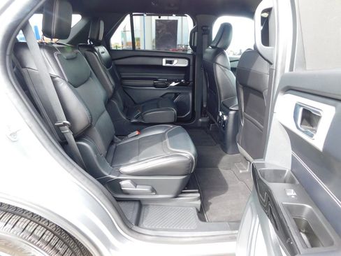 Used 2021 Ford Explorer ST w/ Equipment Group 401A AWD/4WD image 24