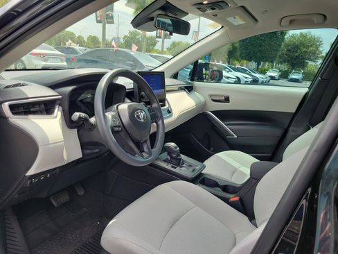 Used 2026 Toyota Corolla Cross L FWD image 19
