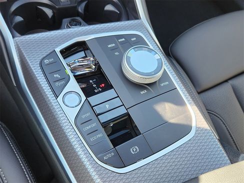 New 2026 BMW 330i xDrive Sedan w/ M Sport Package image 18