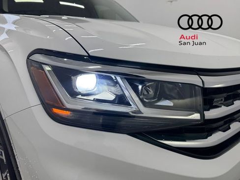 Used 2022 Volkswagen Atlas SEL Premium AWD/4WD image 32