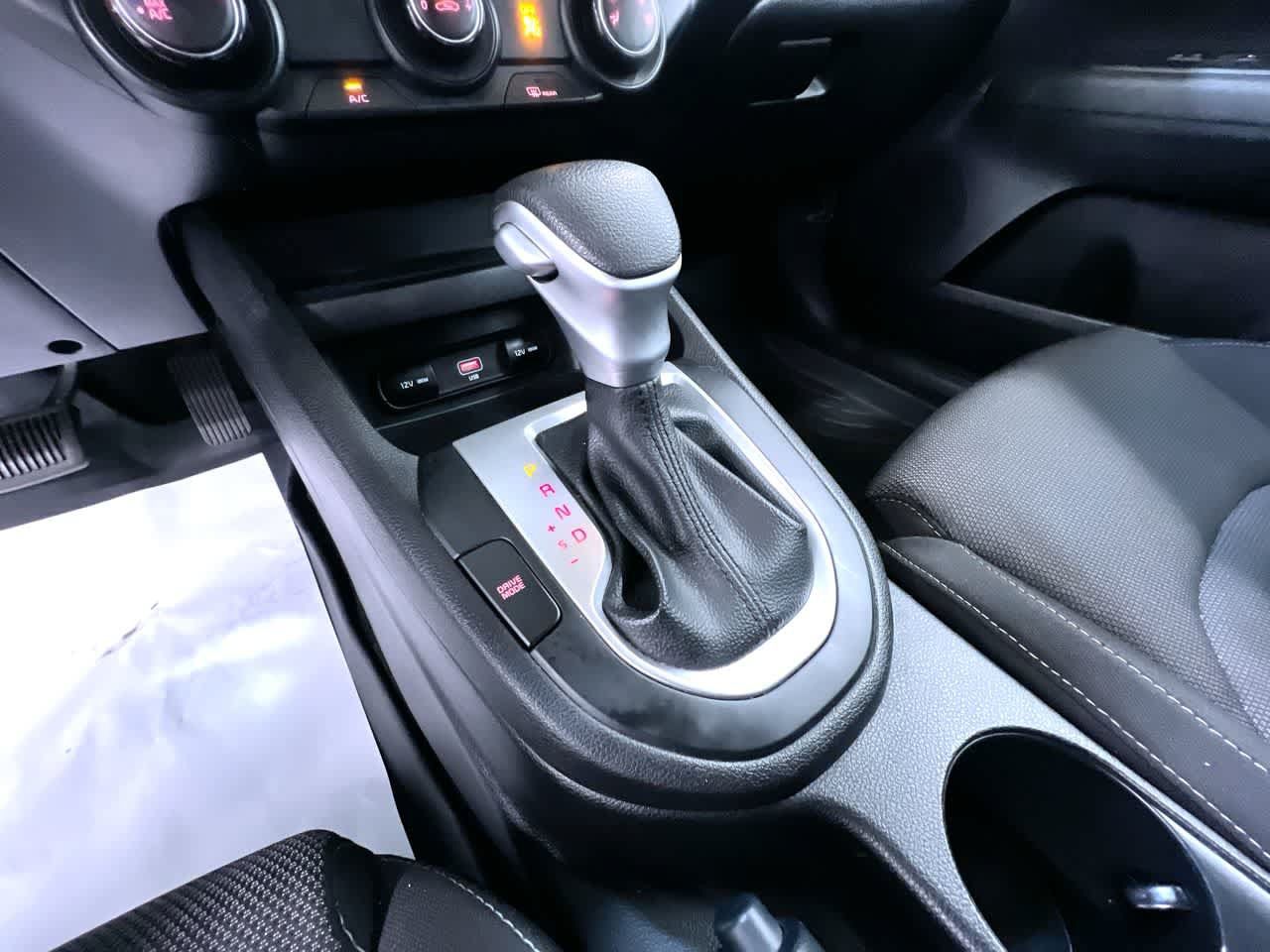 Used 2023 Kia Forte LXS w/ LXS Technology Package FWD image 31