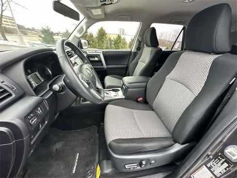Used 2018 Toyota 4Runner SR5 image 16