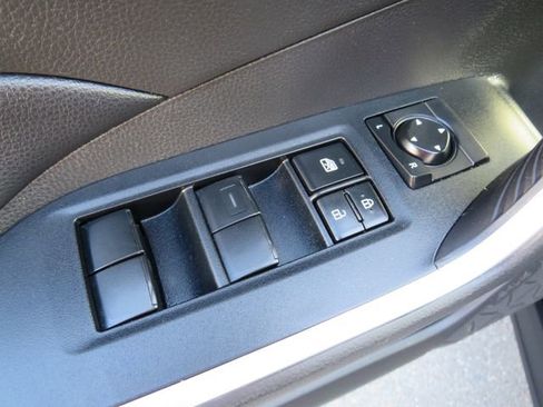 Used 2019 Toyota RAV4 XLE w/ Convenience Package image 35