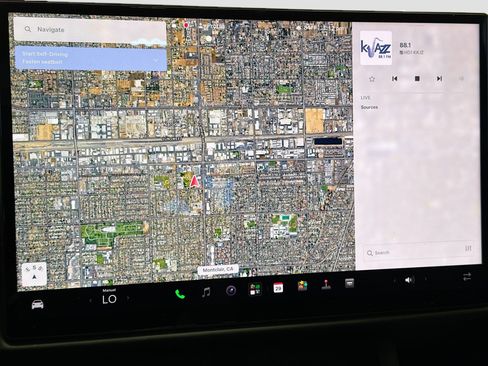Used 2024 Tesla Model X AWD/4WD image 9