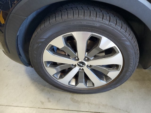 Used 2022 Kia Telluride S AWD/4WD image 4