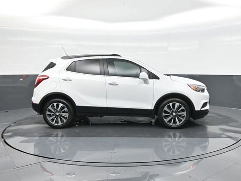 Used 2021 Buick Encore Preferred image 26