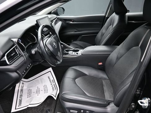 Used 2024 Toyota Camry XSE w/ Cold Weather Package FWD image 11
