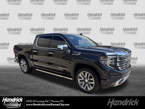 Used 2023 GMC Sierra 1500 Denali AWD/4WD image 1