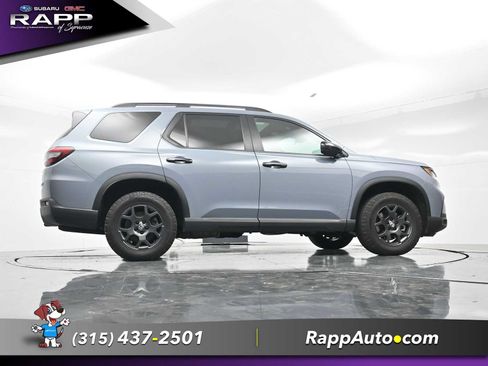 Used 2024 Honda Pilot TrailSport image 31