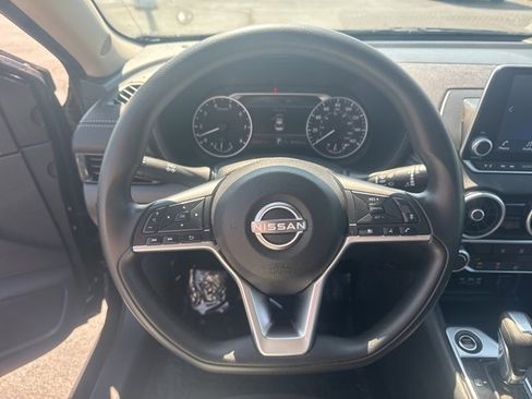 Used 2024 Nissan Sentra SV image 12