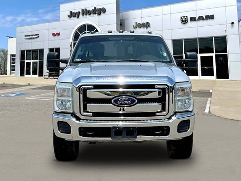 Used 2014 Ford F250 XLT AWD/4WD image 2
