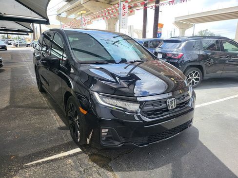 Used 2025 Honda Odyssey Sport-L image 2