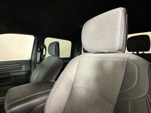 Used 2024 RAM 2500 Big Horn w/ Night Edition AWD/4WD image 11