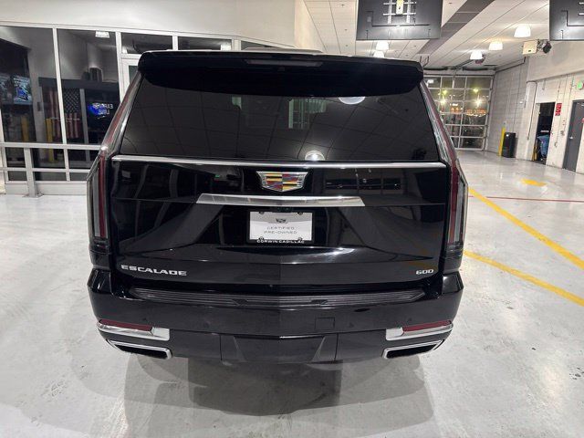 Used 2025 Cadillac Escalade Premium Luxury AWD/4WD image 5