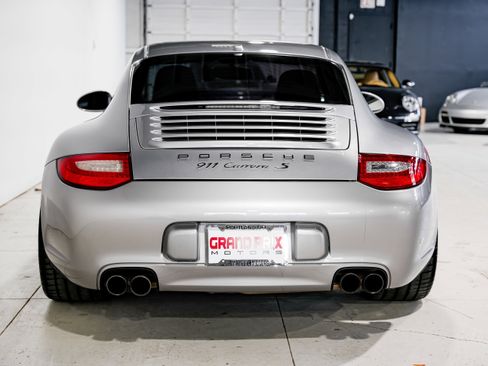 Used 2009 Porsche 911 Carrera S image 4