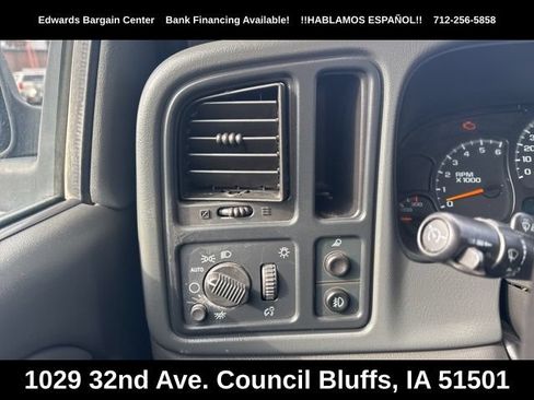 Used 2006 Chevrolet Silverado 2500 LT w/ Onstar Plus Package AWD/4WD image 16