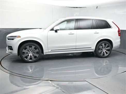 New 2025 Volvo XC90 B6 Plus w/ Protection Package Premier image 4