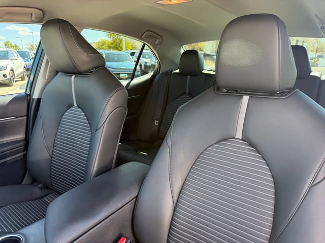 Used 2023 Toyota Camry SE w/ Convenience Package FWD image 15
