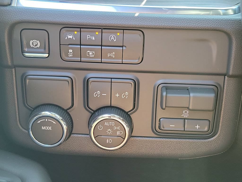 New 2026 Chevrolet Suburban LT w/ Comfort Package RWD image 14