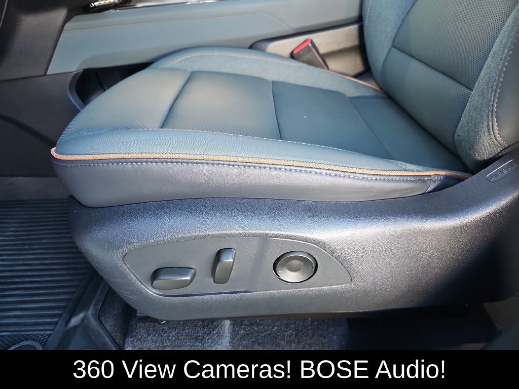 Used 2026 GMC Acadia AT4 w/ Luxury Package AWD/4WD image 17