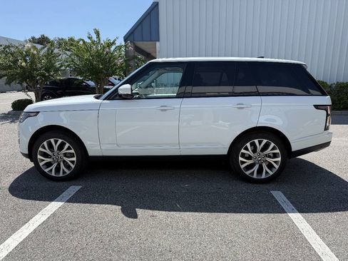 Used 2018 Land Rover Range Rover Supercharged AWD/4WD image 4