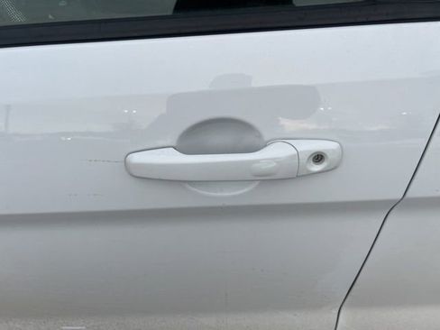 Used 2016 Ford Explorer XLT w/ Equipment Group 202A image 19