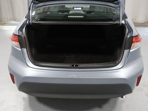 Certified 2025 Toyota Corolla LE FWD image 31