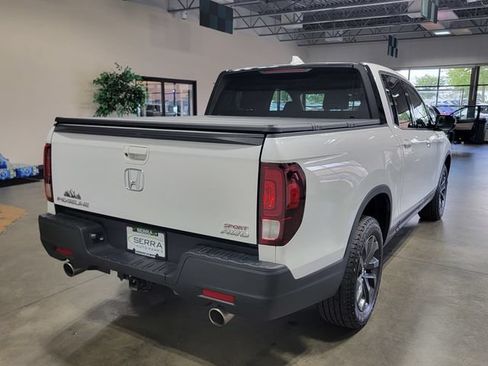 Certified 2023 Honda Ridgeline Sport image 5