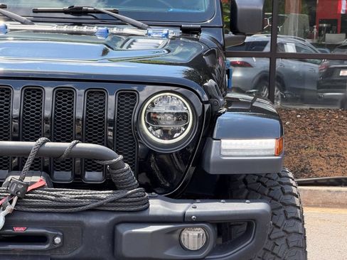 Used 2019 Jeep Wrangler Unlimited Sahara w/ Quick Order Package 24M Moab AWD/4WD image 6