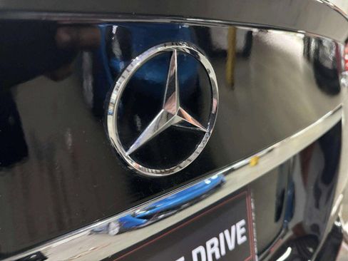 Used 2012 Mercedes-Benz C 300 Sport image 22