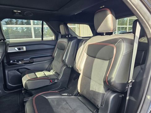 Used 2023 Ford Explorer ST-Line w/ Class IV Trailer Tow Package image 19