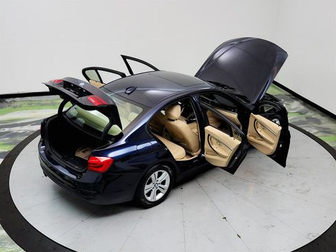 Used 2016 BMW 328i xDrive Sedan AWD/4WD image 37
